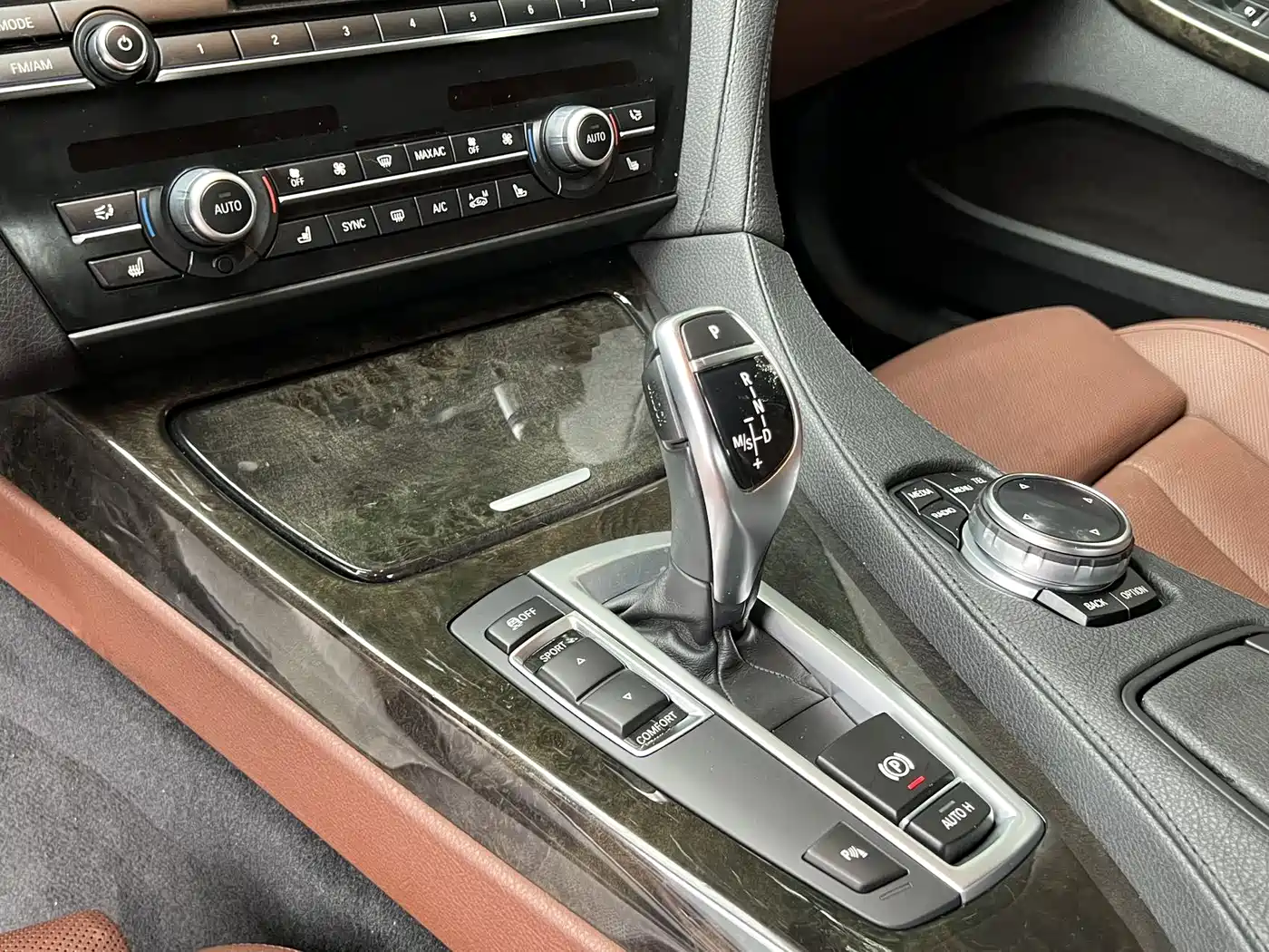BMW 6 Series 2013 Facelift 640i Gran Coupe фото 14