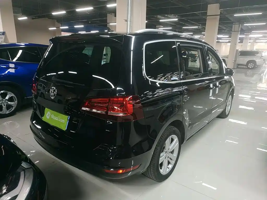 Volkswagen Sharan 2018 2018 380TSI Comfort 7-Seater