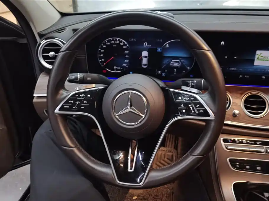 Mercedes-Benz E-Class 2021 E 300 L Luxury фото 15