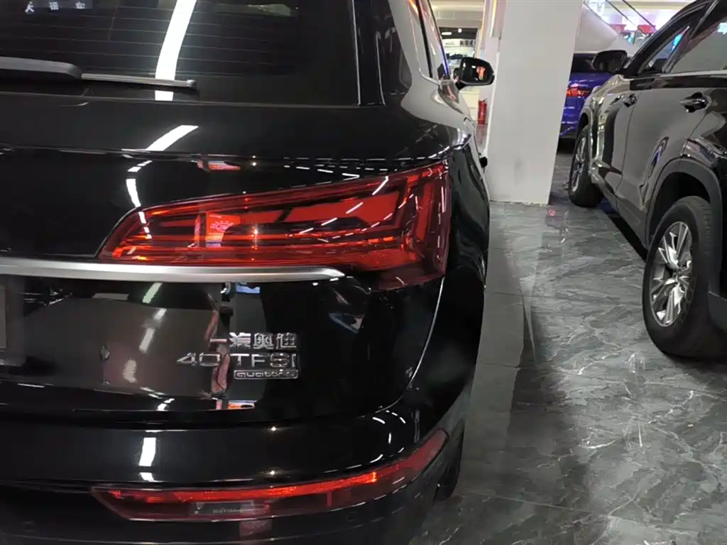 Audi Q5L 2022 40T Luxury Dynamic фото 8