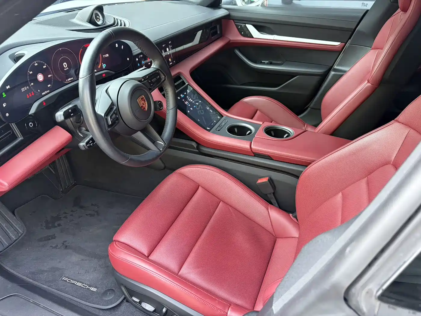 Porsche Taycan 2024 2022 Taycan