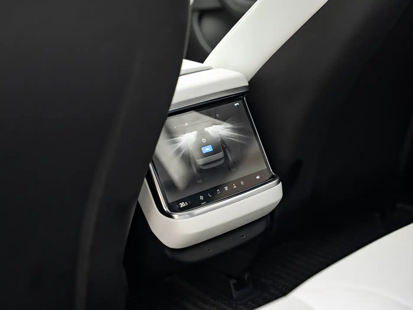Tesla Model S 2023 Tri-motor AWD Plaid фото 12