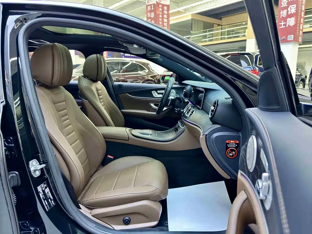 MERCEDES-BENZ E CLASS