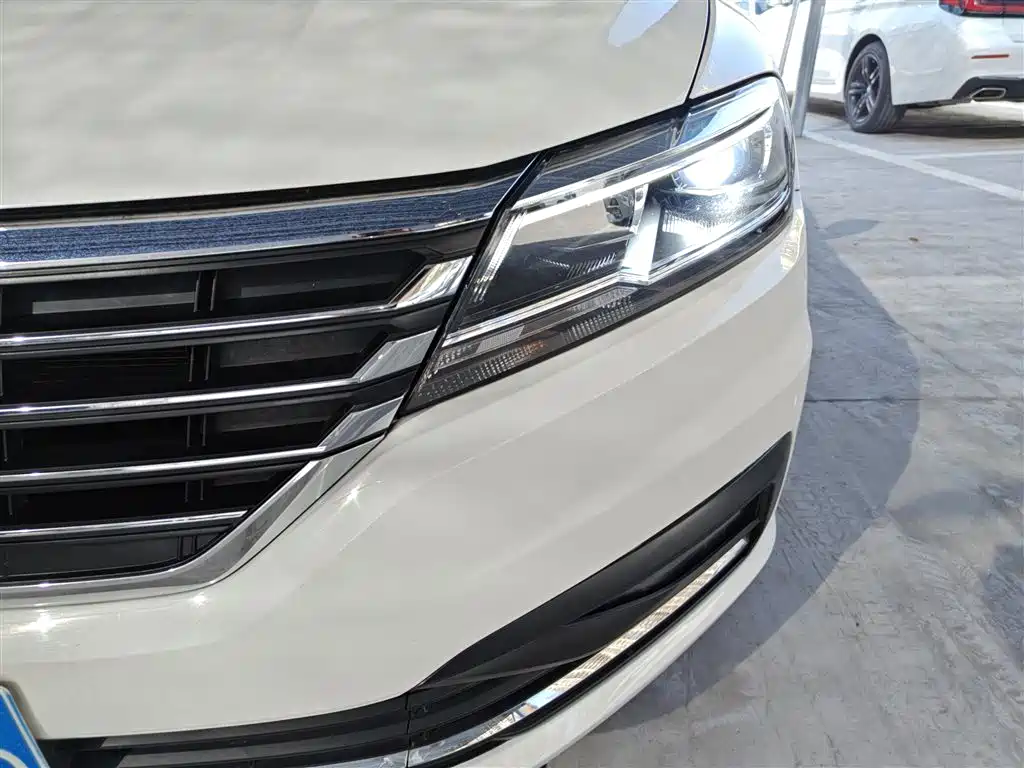Volkswagen Lavida 2022 280TSI DSG Comfort Edition фото 24
