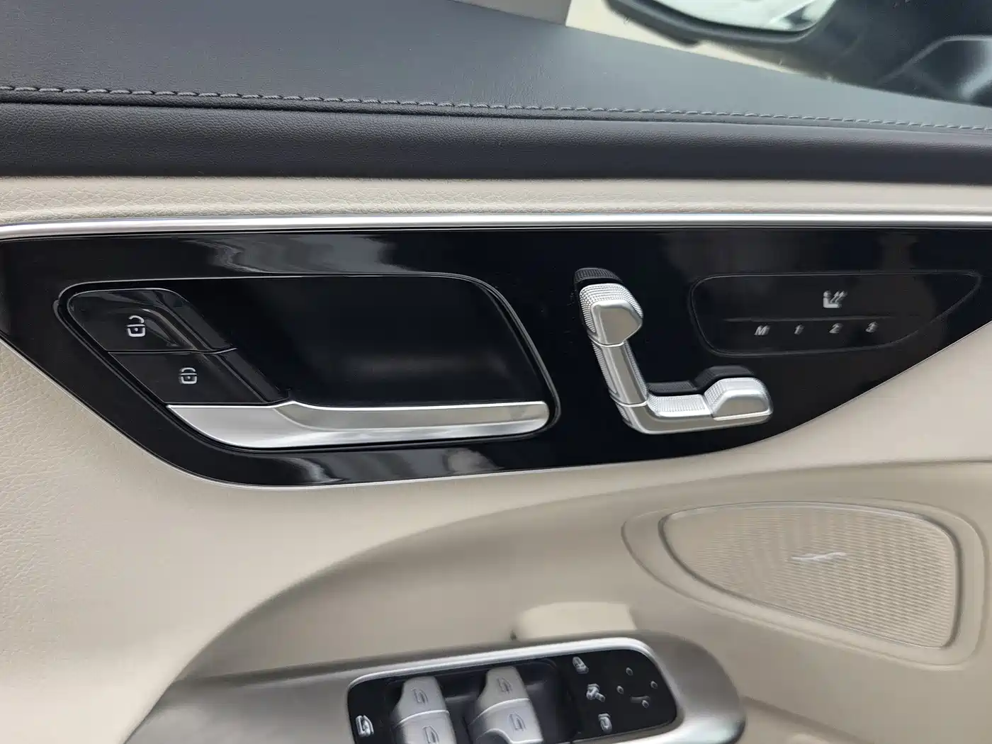 Mercedes-Benz C-Class 2023 C 260 L фото 8