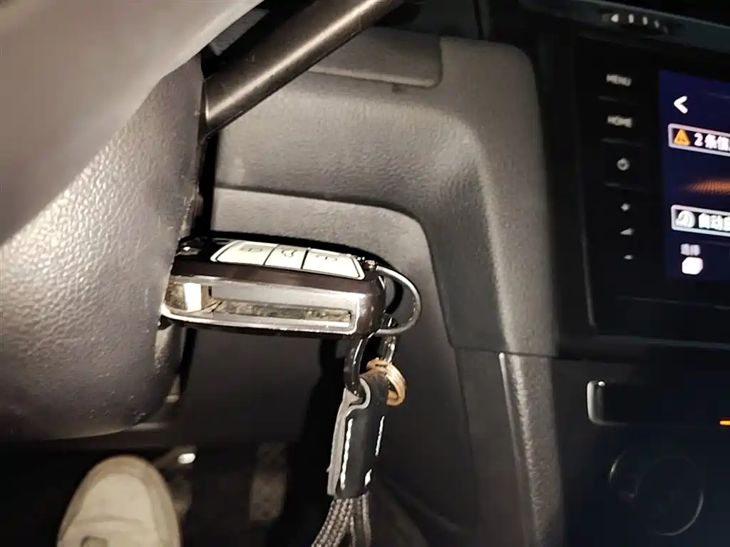 Volkswagen Golf 2020 200TSI DSG Comfort Progressive Edition фото 9