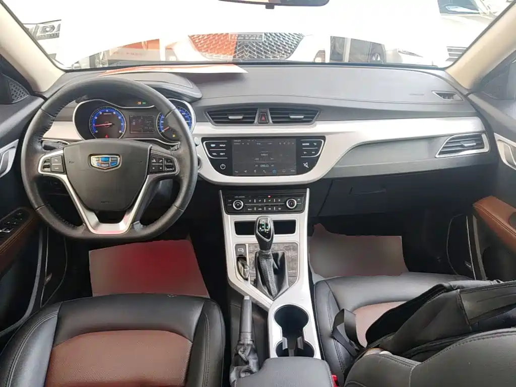 Фото 10 - Geely Vision