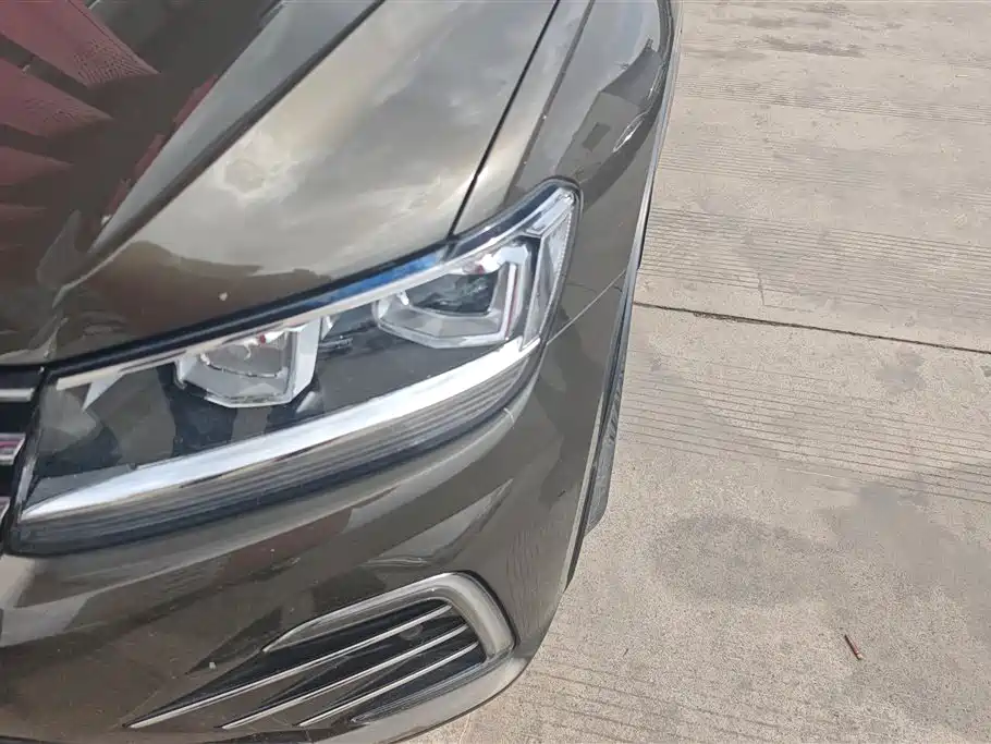 VOLKSWAGEN TIGUAN L NEW ENERGY