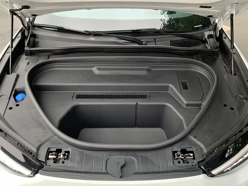 Audi Q6L e-tron 2025 Extended Range Edition фото 17