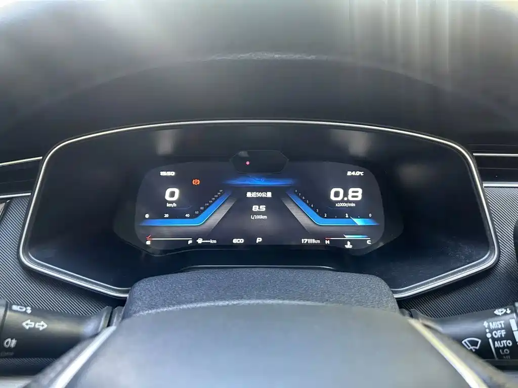 Changan Oshan X7 2021 2021 1.5T Face Recognition Full-Auto Parking Space Leisure Edition