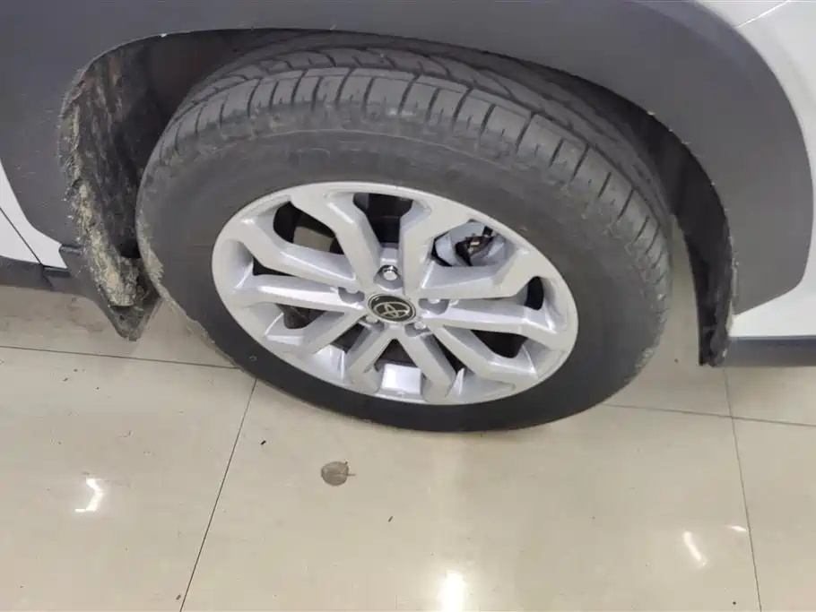 TOYOTA FENGLANDA