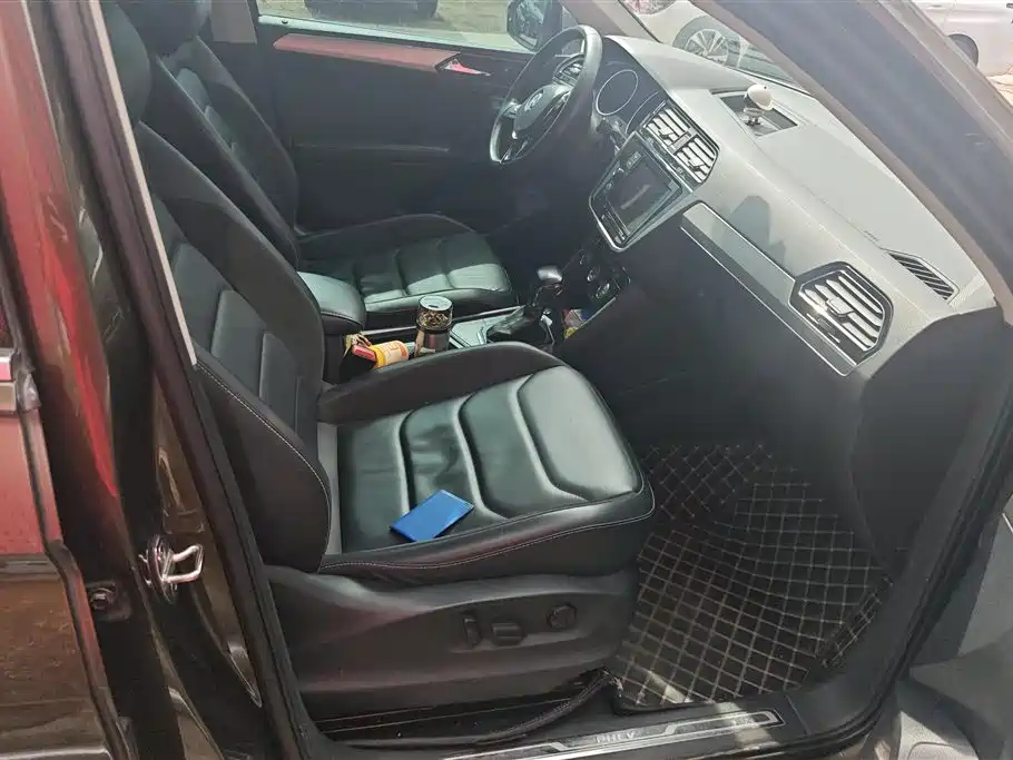 VOLKSWAGEN TIGUAN L NEW ENERGY