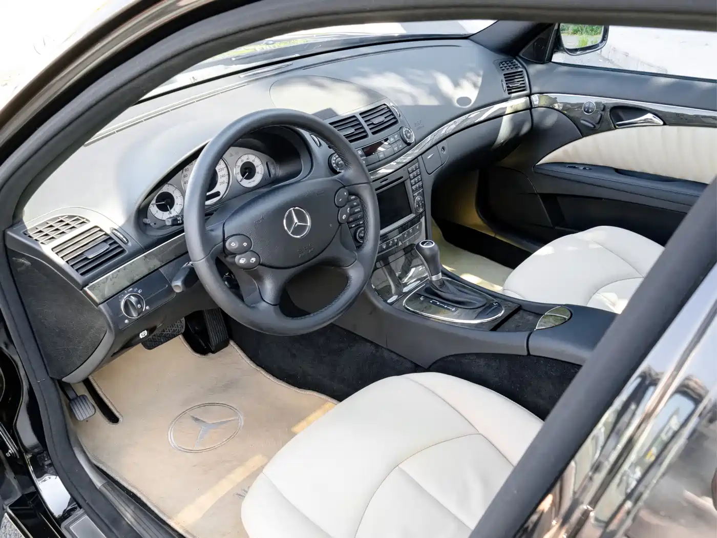 Mercedes-Benz E-Class 2009 2007 Model E 230 Elegance