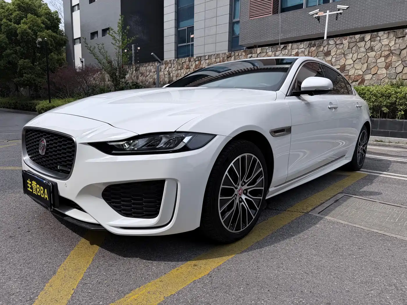 Jaguar XEL 2021 2.0T 200PS R-DYNAMIC Youth Sport Edition