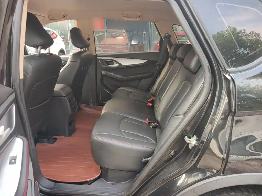 Baojun 560 2015 2015 1.8L Manual Comfort