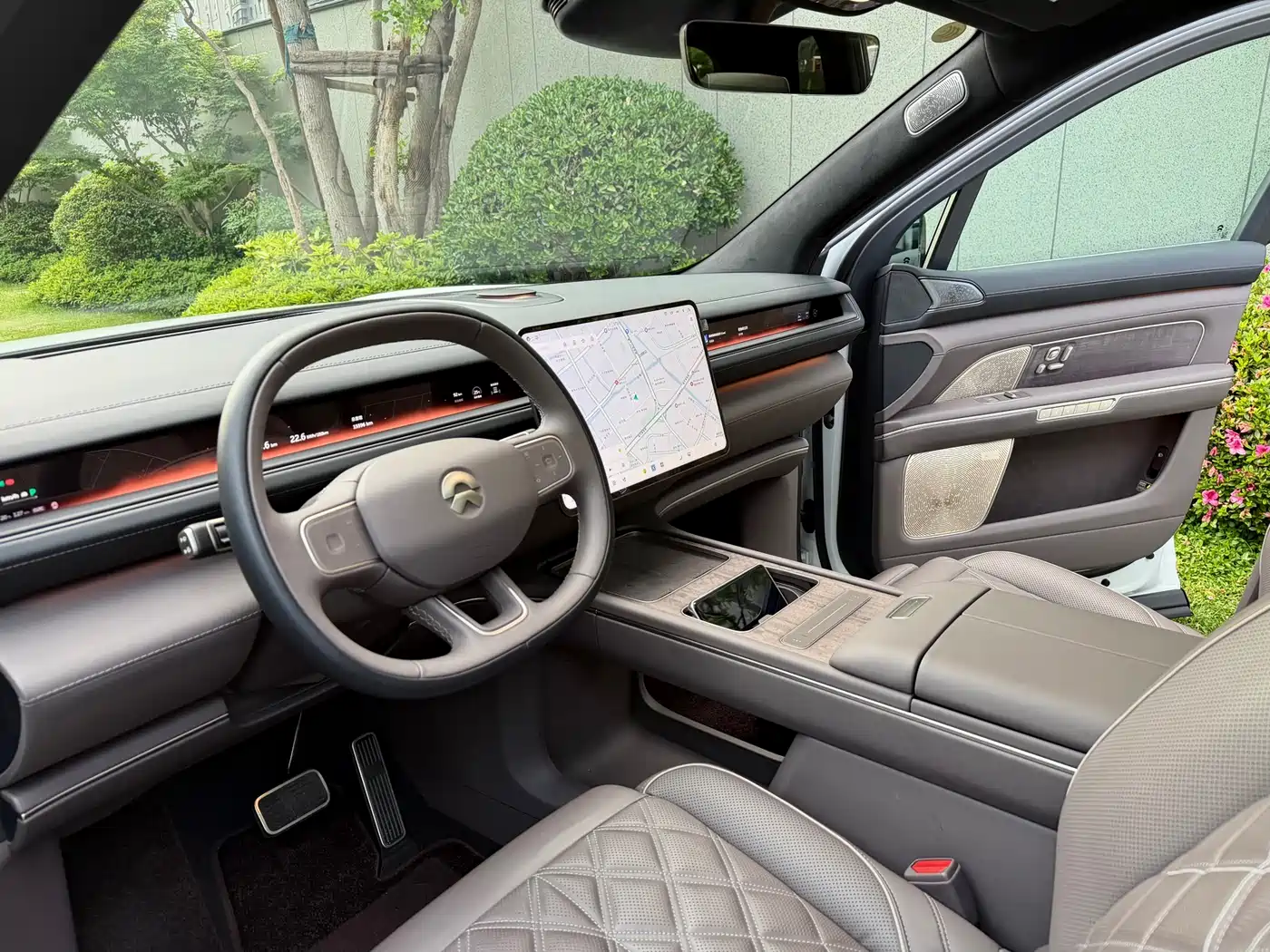 NIO ES8 2025 Base Model 7-Seater фото 7