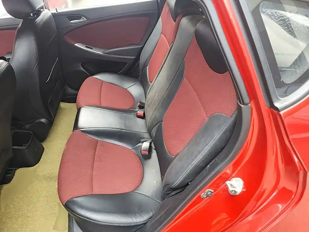 Hyundai Reina 2014 2014 Model 1.4L Automatic GLX