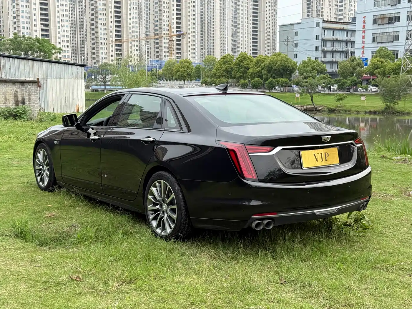 Cadillac CT6 2019 28T Leading Sport Model фото 6
