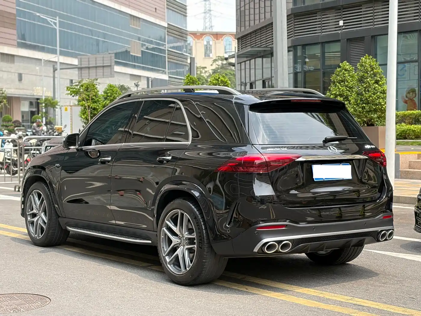 MERCEDES-BENZ GLE AMG