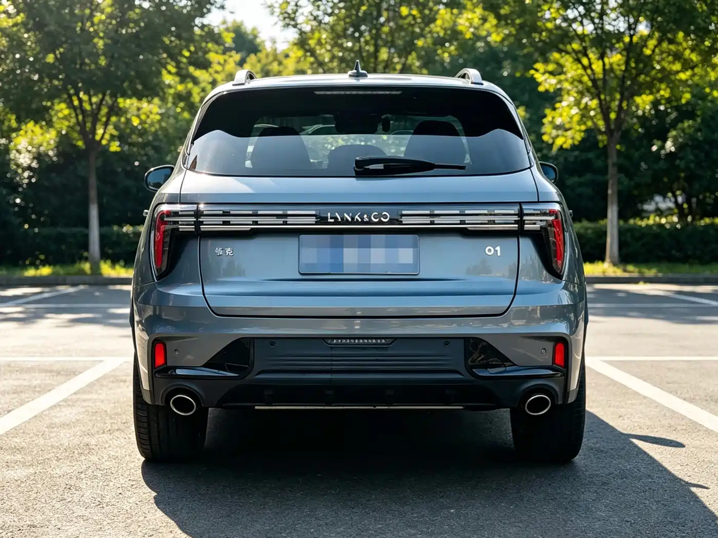 2025 Lynk & Co 01