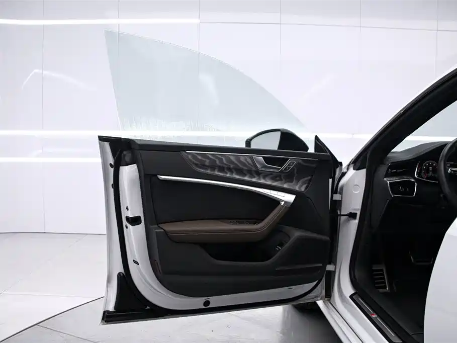 Audi A7L 2022 55 TFSI quattro S-line Horizon Edition Gloss Black Package фото 11