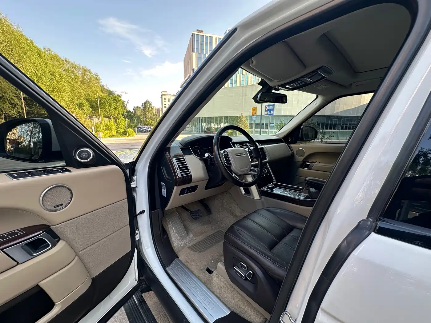 Фото 4 - Land Rover Range Rover