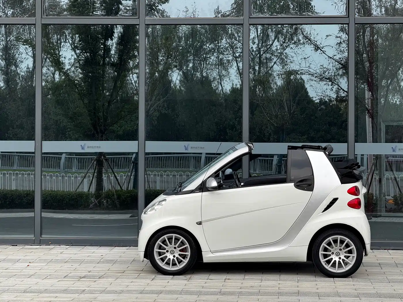 smart fortwo 2012 2012 1.0 MHD Convertible Passion