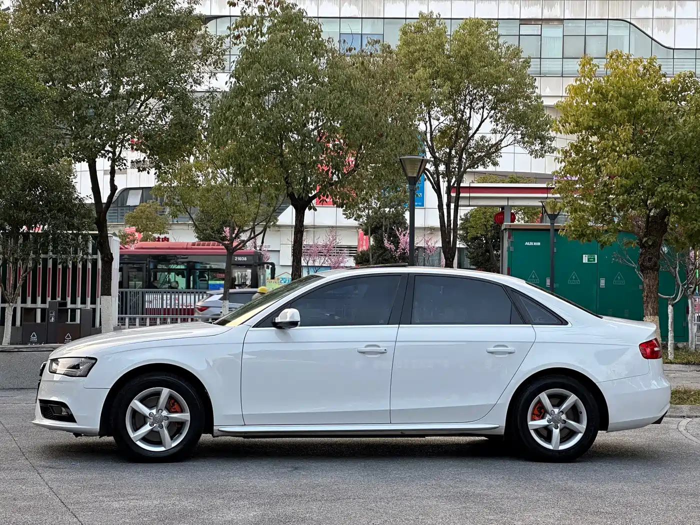Audi A4L 2015 35 TFSI Auto Standard фото 4