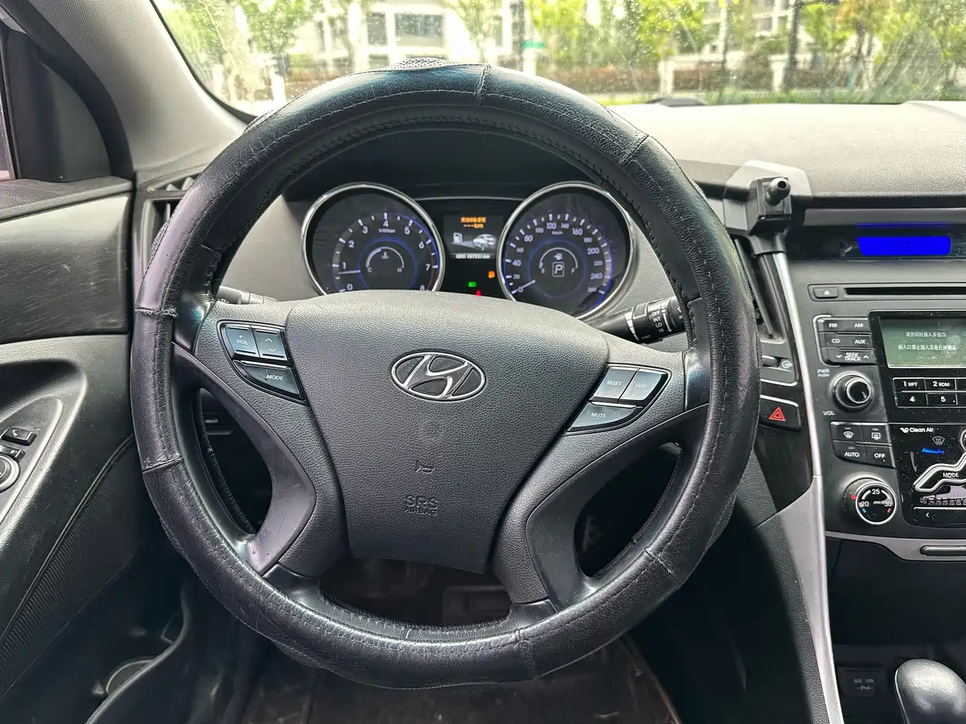 Hyundai Sonata 2013 2.4L Automatic Luxury Edition (China IV) фото 15