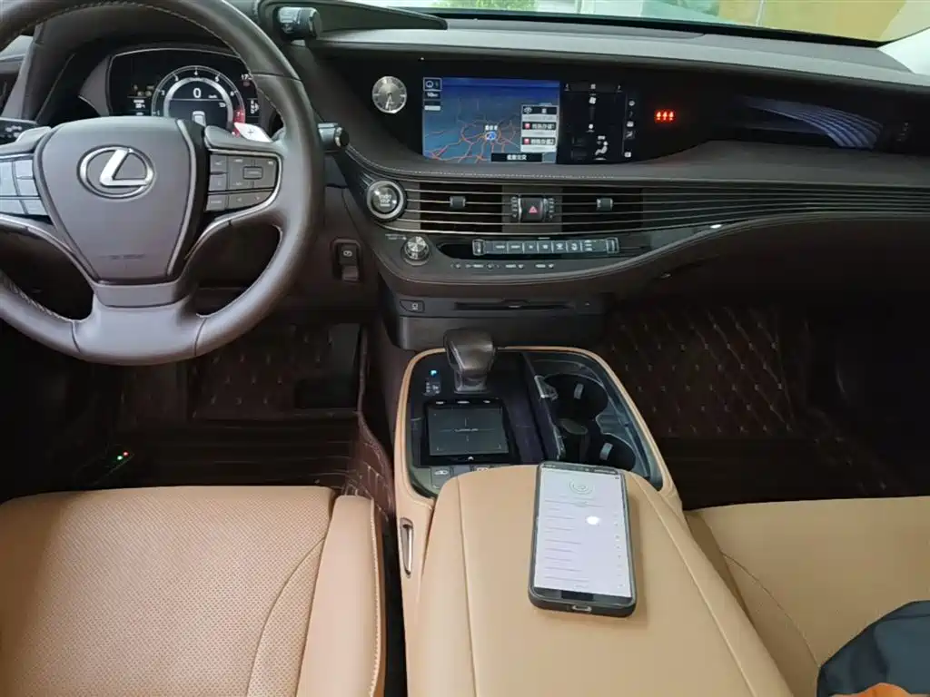 Lexus LS 2018 350 Excellence Edition China V фото 13