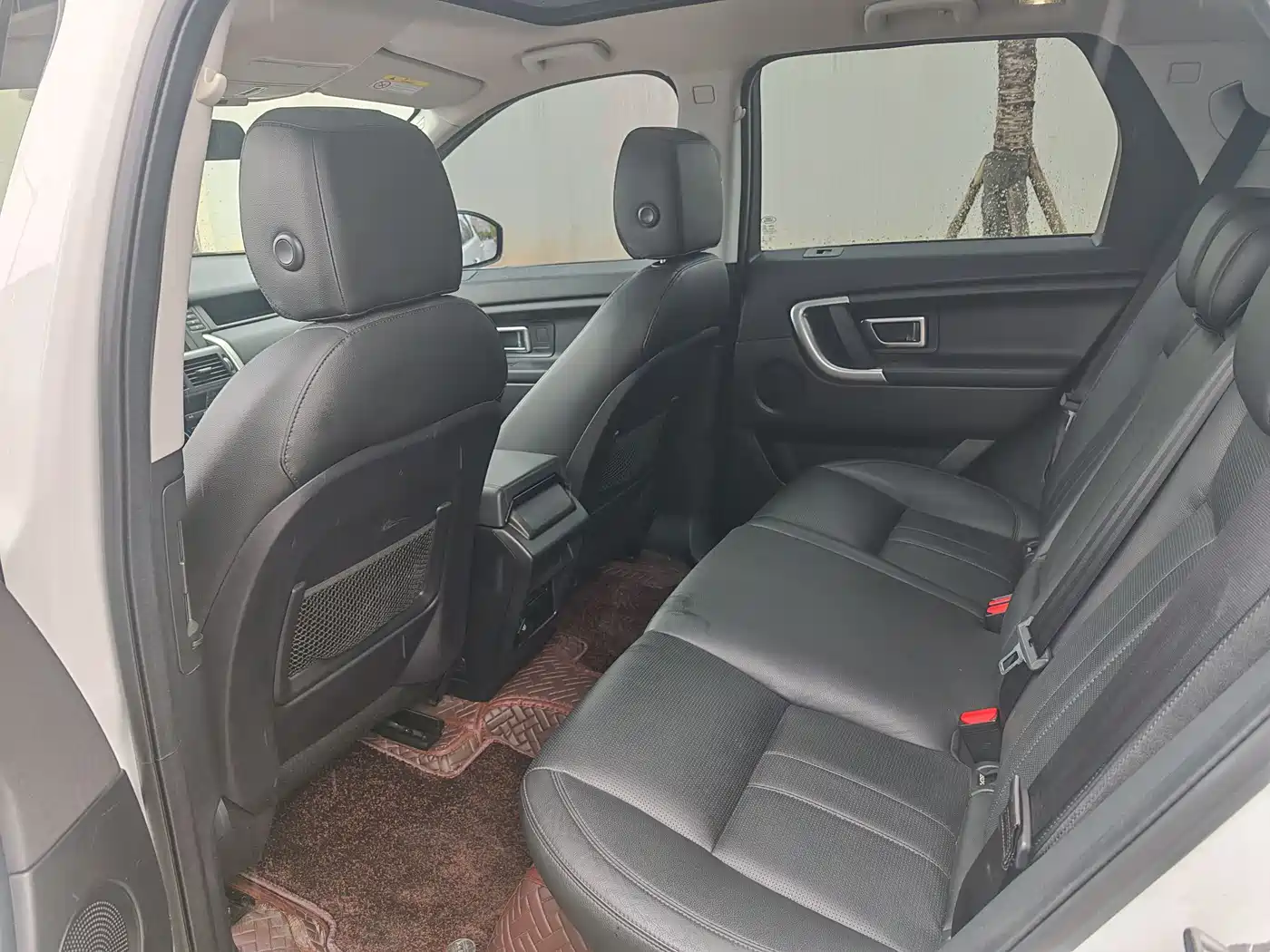 Land Rover Discovery Sport 2016 2.0T SE фото 7