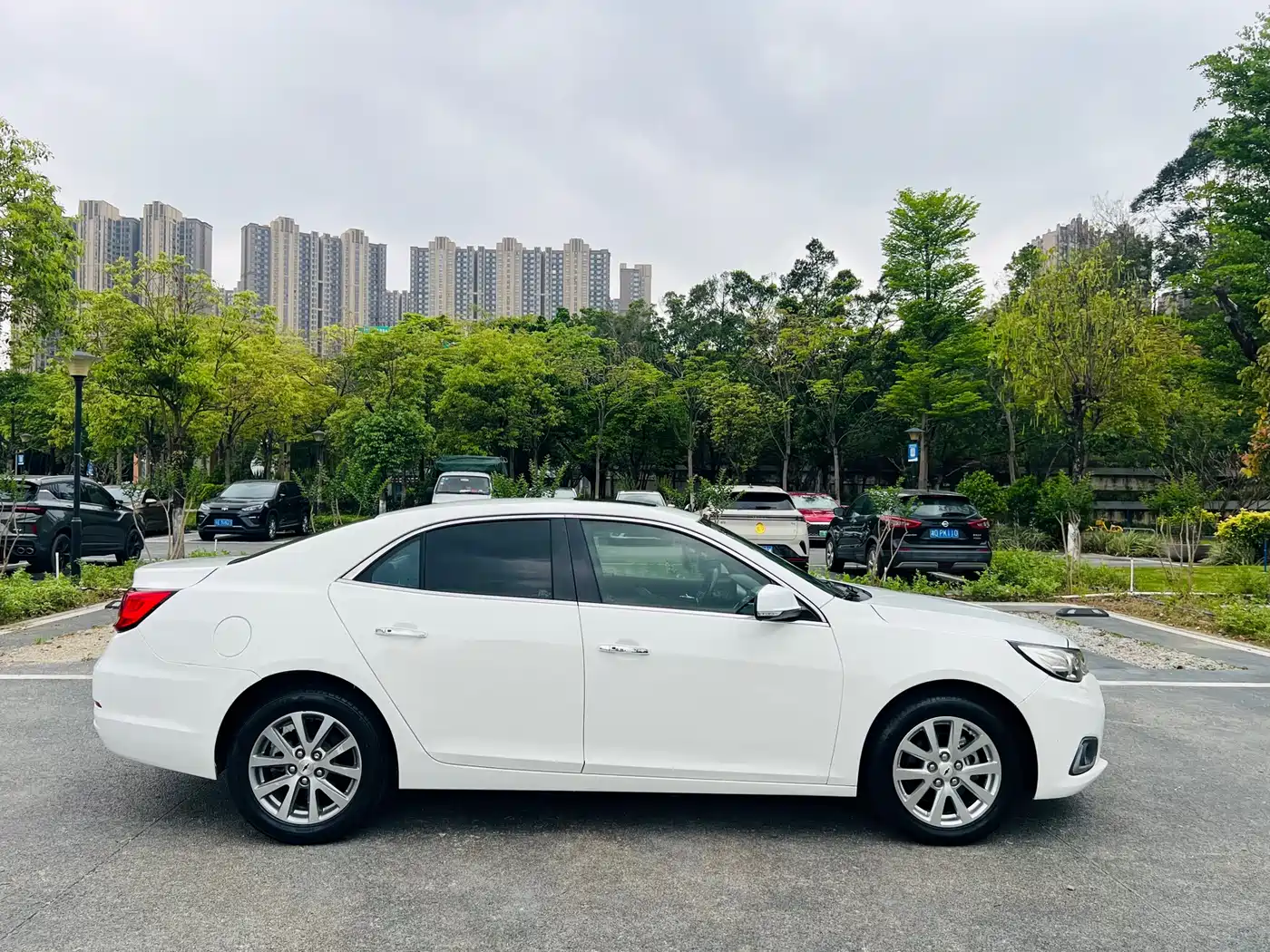 Chevrolet Malibu 2018 530T Automatic Luxury Edition фото 8
