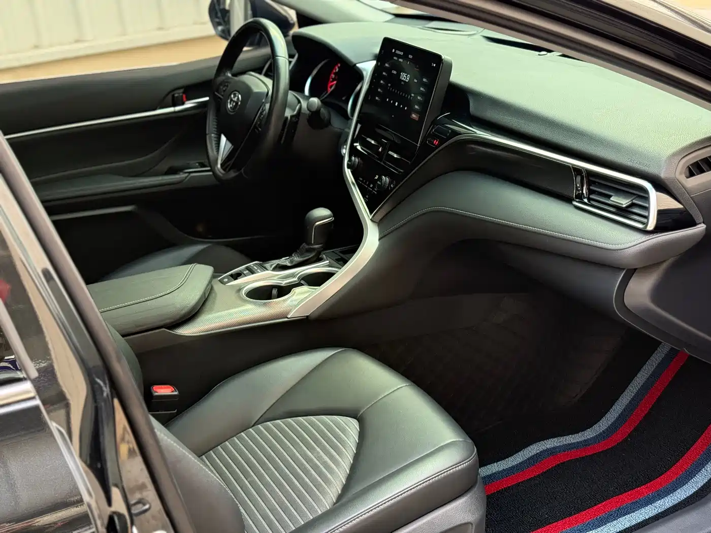 Toyota Camry 2023 2.0S Knight Edition фото 9