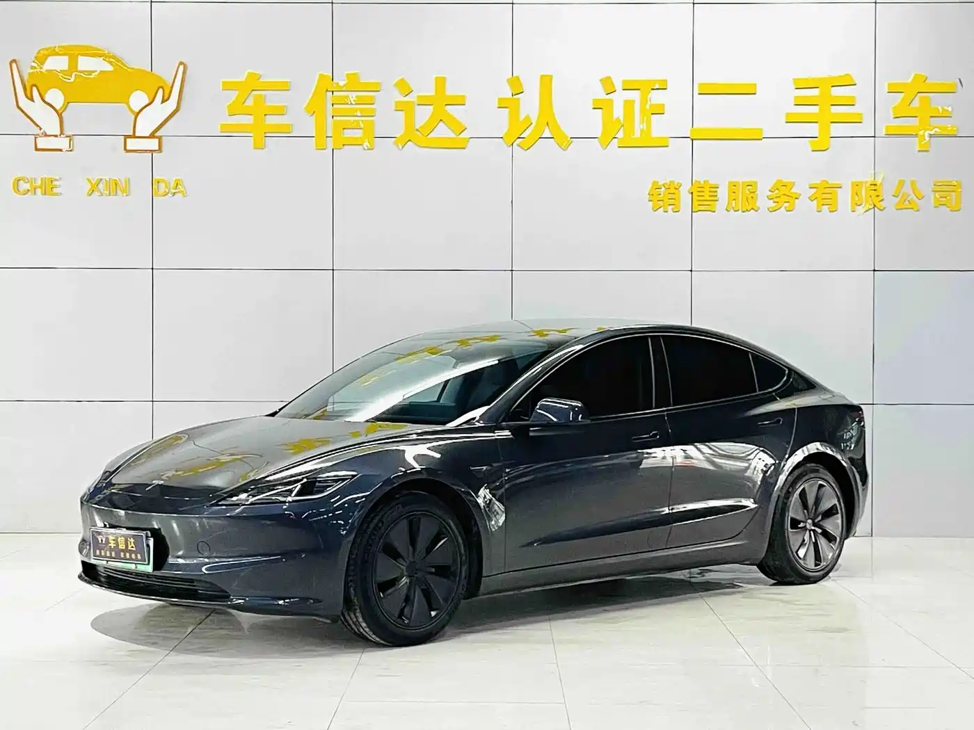 Tesla Model 3 2023