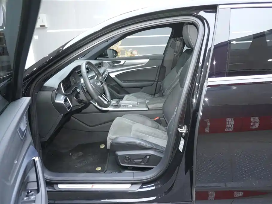 Audi A6L New Energy 2020 55 TFSI e quattro фото 15