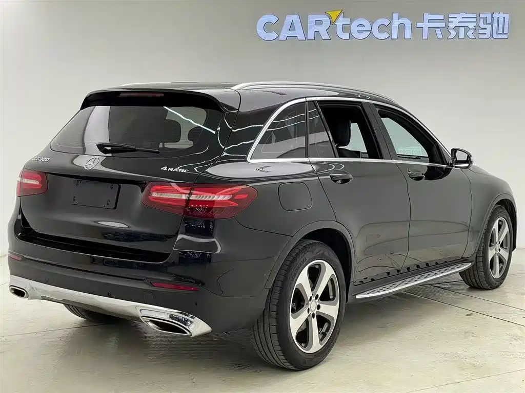 Mercedes-Benz GLC 2018 Facelift GLC 300 4MATIC Dynamic фото 11