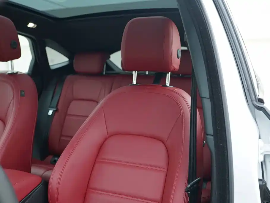 Jaguar E-PACE 2024 2024 Gloss Black Sport Edition R-DYNAMIC SE BLACK