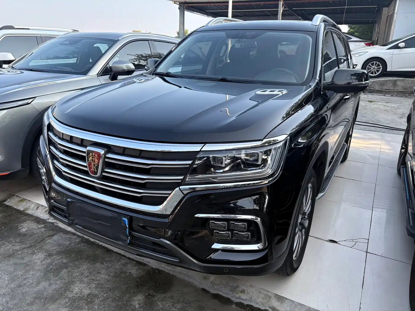 Roewe RX8 2019 2019 30T Intelligent Internet 2WD Flagship Edition