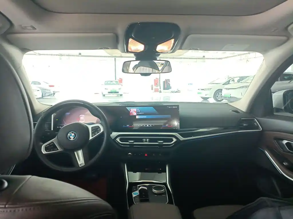 Фото 6 - BMW i3