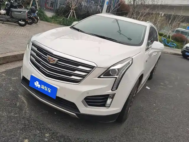 CADILLAC XT5