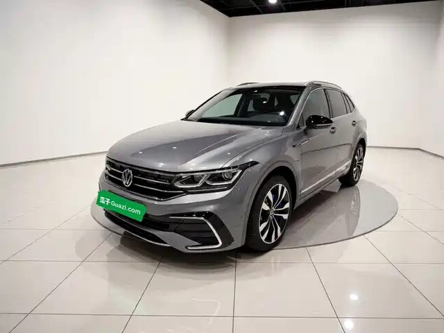 Volkswagen Tiguan X 330TSI, моноприводный, Prestigious, Флагман