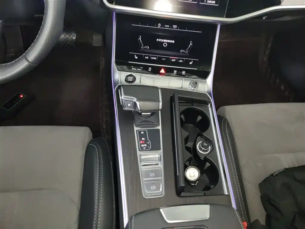 Audi A6L 2024 45 TFSI quattro Premium Dynamic фото 14