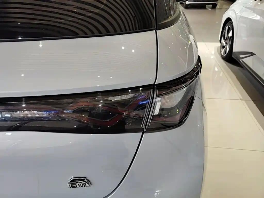 BYD Dolphin 2021 2021 Model 405km Fashion Edition