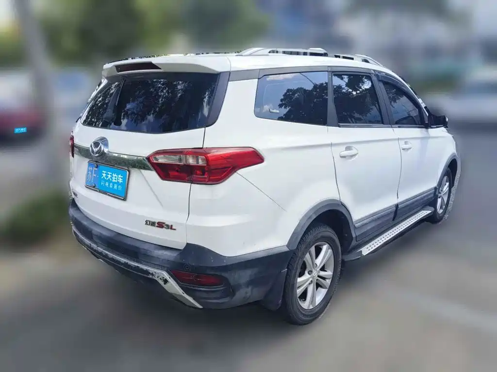Фото 5 - BAIC Huansu S3