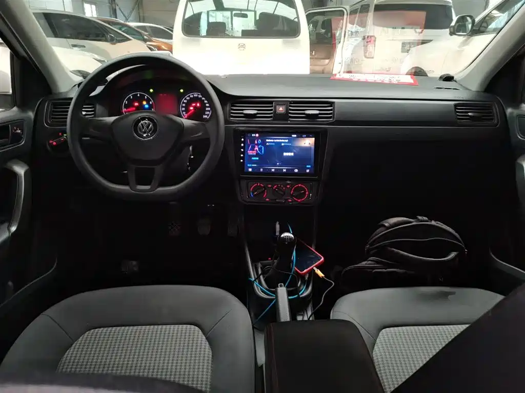 Volkswagen Santana 2018 1.5L Manual Trend Edition фото 10