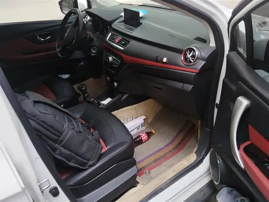 Haval H1 2016 Facelift Blue Label 1.5L AMT Luxury фото 8
