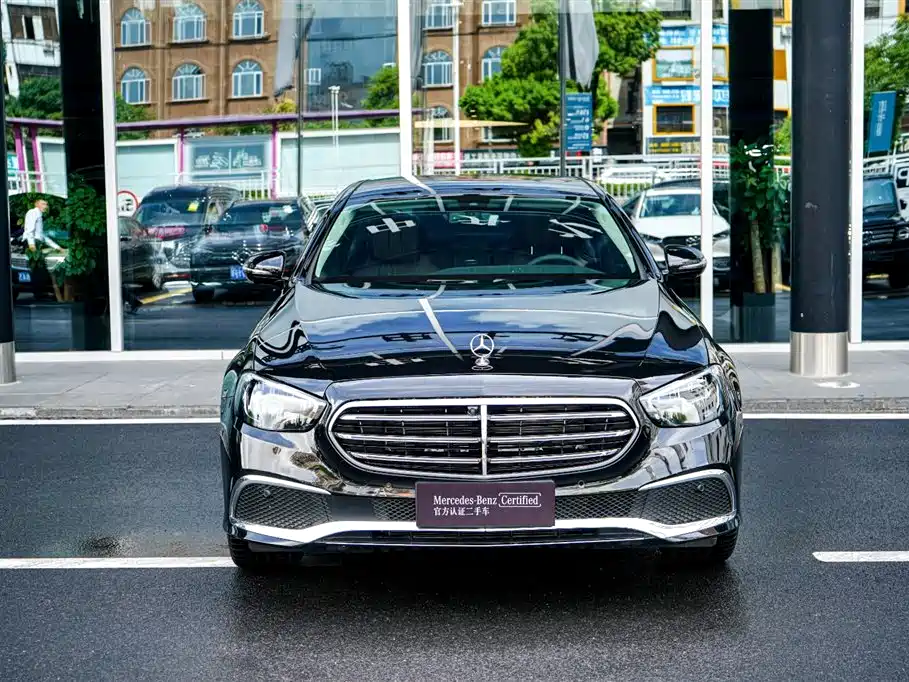Mercedes-Benz E-Class 2022 E 300 L Luxury фото 2