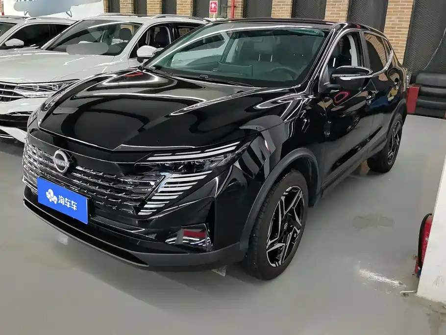 Nissan Qashqai 2025 2025 Facelift Honor 2.0L CVT XV+ Leading Edition