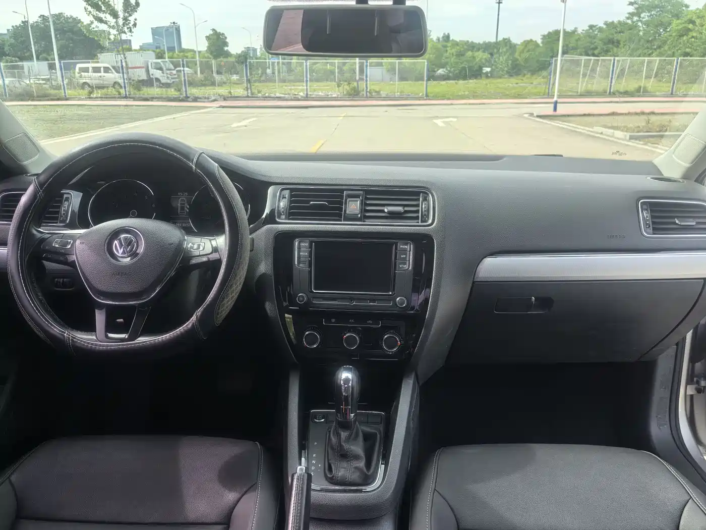 Volkswagen Sagitar 2018 280TSI DSG Spark Edition фото 14