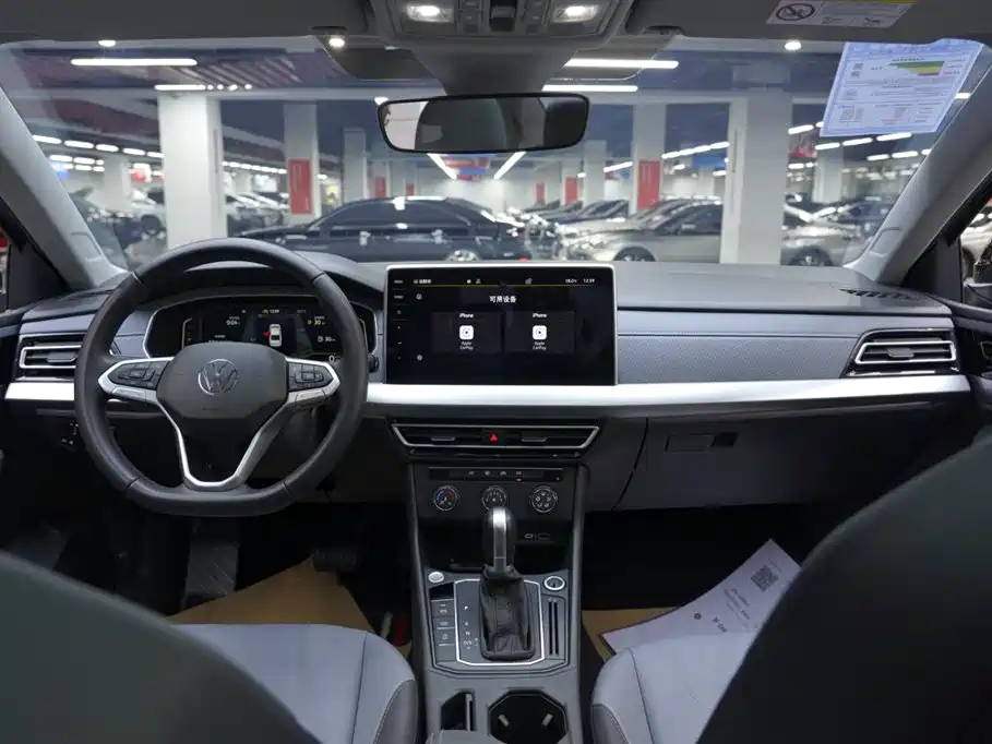 Volkswagen Lavida 2023 Facelift 1.5L Auto Starlight 5 Million Edition фото 18